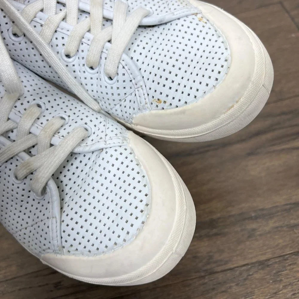 RAG & BONE Standard Issue Lace Up Perforated Leather Sneaker White Sz 39.5 EUC